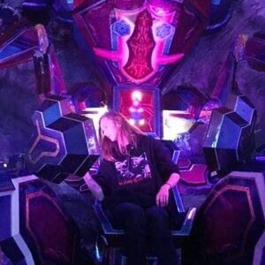 Meet your Posher, Caroline